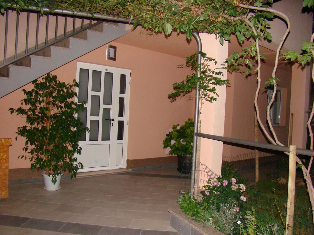 Apartments Ledic Krvavica Exteriér fotografie